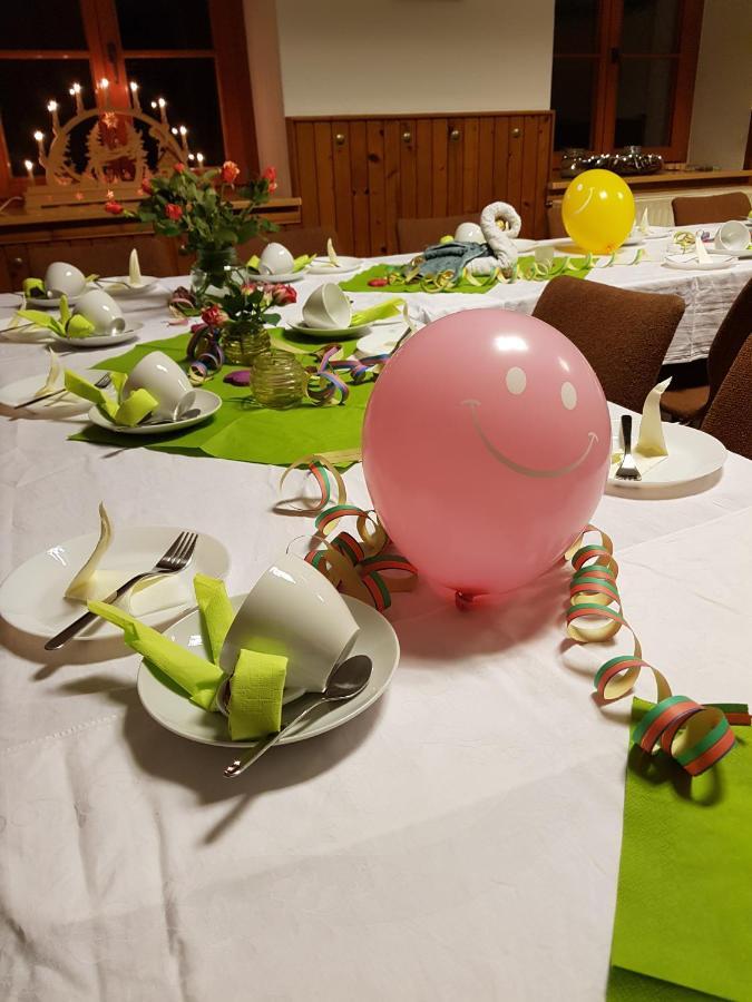 Grosshartmannsdorf Teichcamp旅舍 外观 照片
